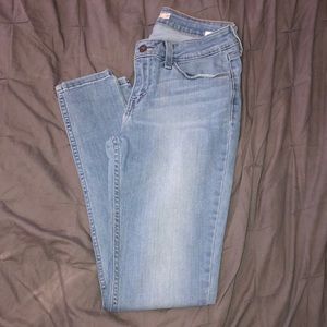 Levi’s 535 Super Skinny Jeans